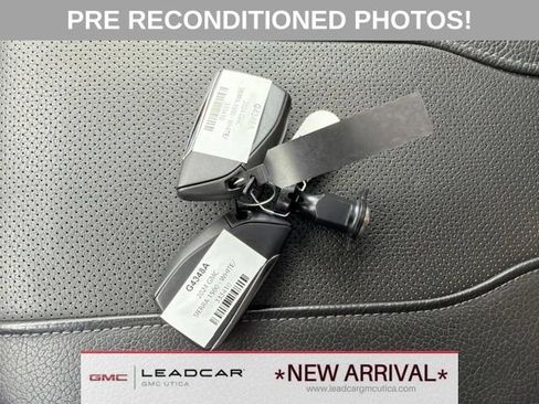 Used 2024 GMC Sierra 1500 Denali w/ Denali Reserve Package AWD/4WD image 27