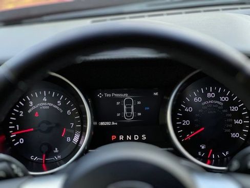 Used 2018 Ford Mustang GT RWD image 31