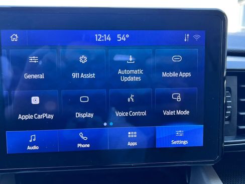 Used 2023 Ford Explorer 4WD image 32