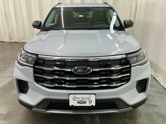 New 2026 Ford Explorer Active AWD/4WD image 10