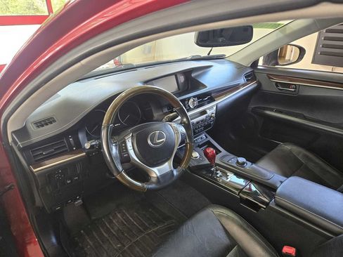 Used 2013 Lexus ES 350 w/ Luxury Pkg FWD image 24