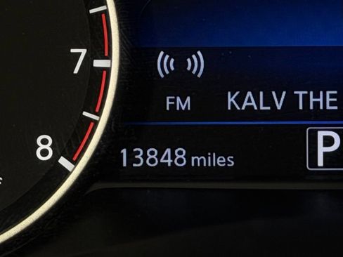 Used 2024 Nissan Murano SL FWD image 14
