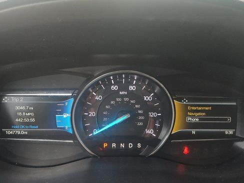 Used 2019 Ford Explorer Limited w/ Class III Trailer Tow Package FWD image 18