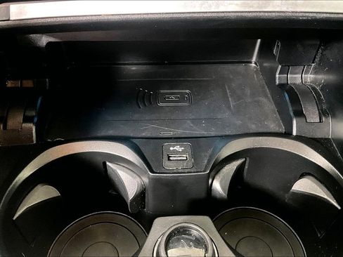 Used 2025 BMW 430i Coupe w/ Convenience Package image 34