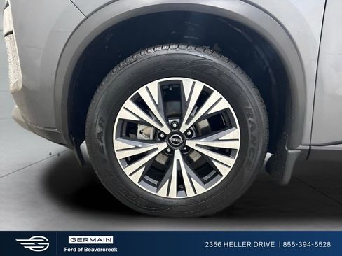 Used 2022 Nissan Rogue SV w/ SV Premium Package image 25