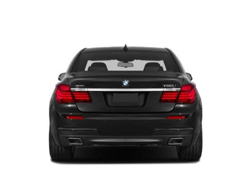 Used 2015 BMW 750Li image 5