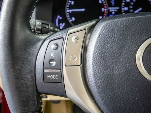 Used 2013 Lexus ES 350 350 w/ Luxury Pkg image 19