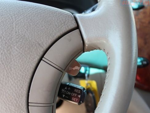 Used 2005 Toyota Sienna XLE Limited AWD/4WD image 21