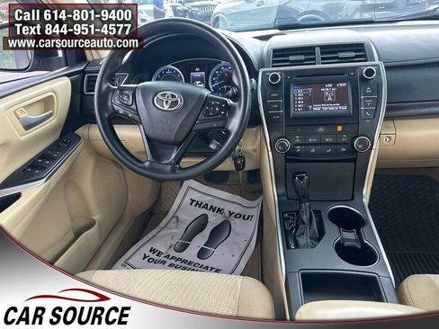 Used 2016 Toyota Camry LE FWD image 9