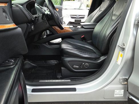 Used 2016 Lincoln MKX Select w/ Select Plus Package AWD/4WD image 25