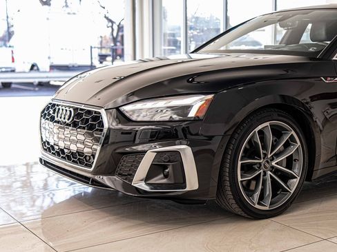 Used 2024 Audi A5 2.0T Prestige w/ 19" Wheel Package image 4