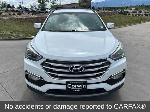 Used 2018 Hyundai Santa Fe Sport 2.0T AWD/4WD image 2
