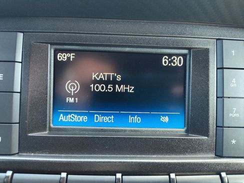 Used 2017 Ford Mustang V6 Deluxe Coupe image 23