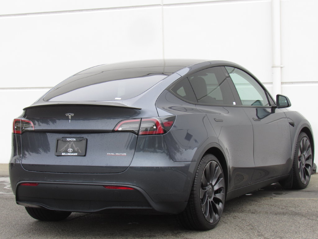 Used 2022 Tesla Model Y Performance AWD/4WD image 6