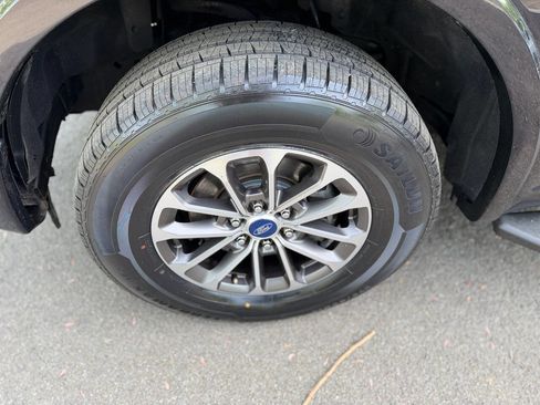 Used 2016 Ford F150 XLT w/ Equipment Group 302A Luxury image 13