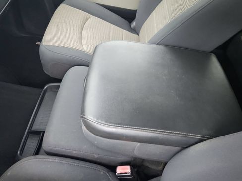 Used 2011 RAM 2500 SLT w/ Protection Group AWD/4WD image 13
