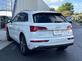 Used 2024 Audi Q5 2.0T Premium w/ Convenience Package image 3