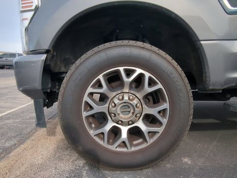 Used 2022 Ford F250 Lariat w/ Lariat Ultimate Package image 6