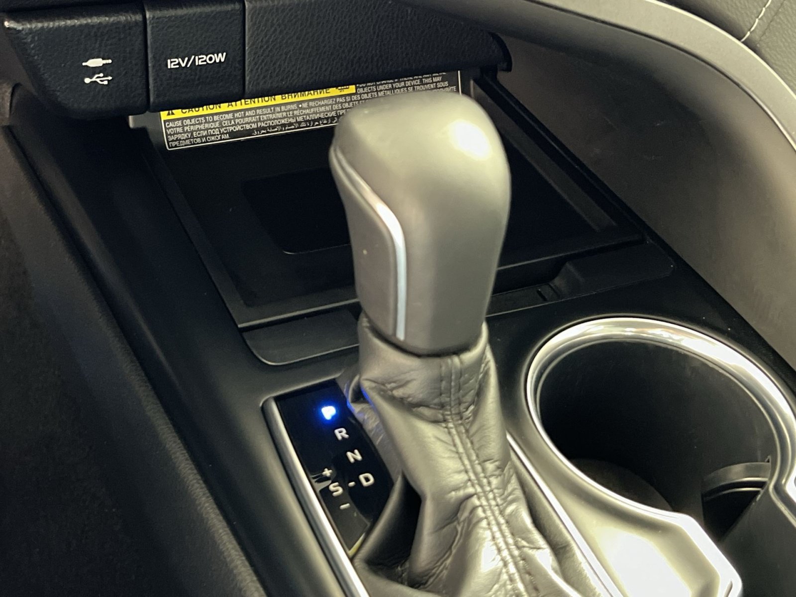 Used 2019 Toyota Camry XSE FWD image 22