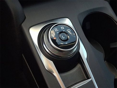 New 2026 Ford Escape Active image 9