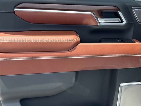 New 2026 GMC Sierra 2500 Denali Ultimate AWD/4WD image 11