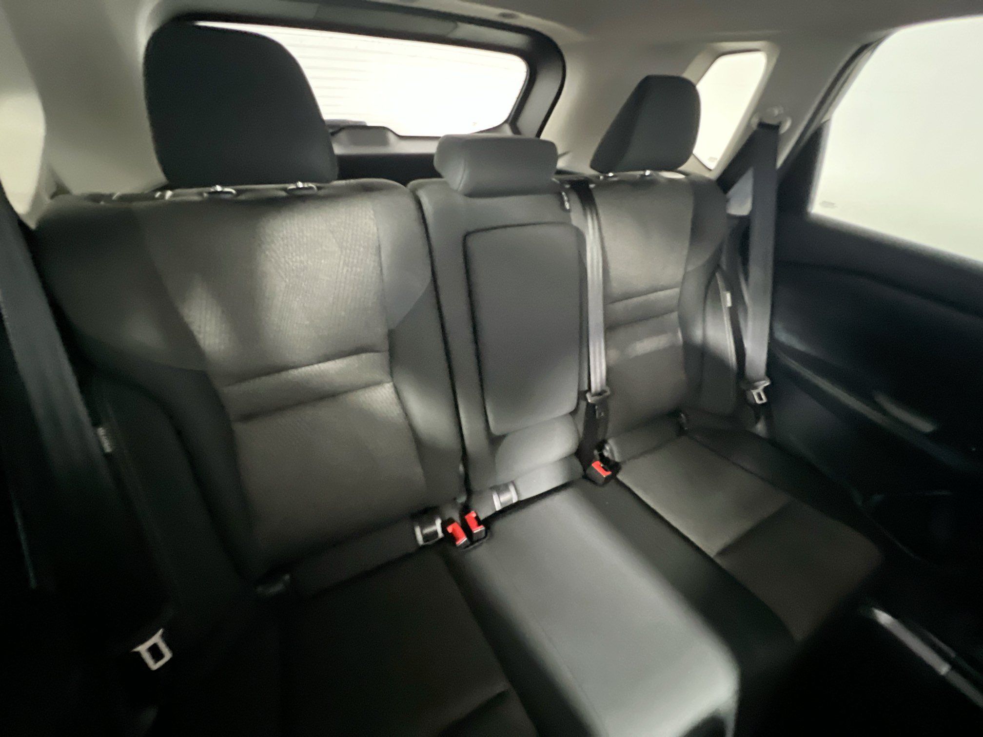 Used 2025 Nissan Rogue SV FWD image 32