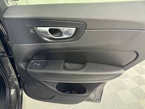 Used 2022 Volvo XC60 T8 Inscription image 49