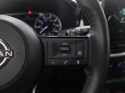 Used 2023 Nissan Pathfinder SL w/ SL Premium Package image 29