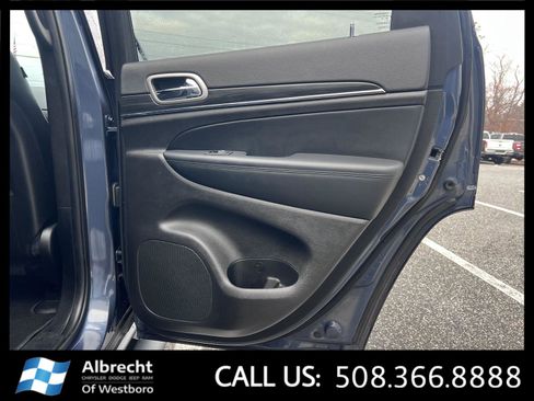 Used 2021 Jeep Grand Cherokee Limited w/ Sun & Sound Group image 18