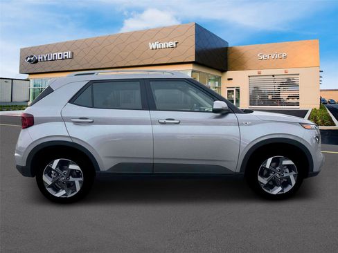 New 2026 Hyundai Venue SEL FWD image 28