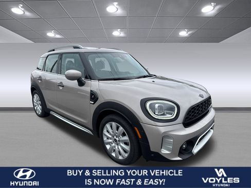 Used 2022 MINI Cooper Countryman S image 1