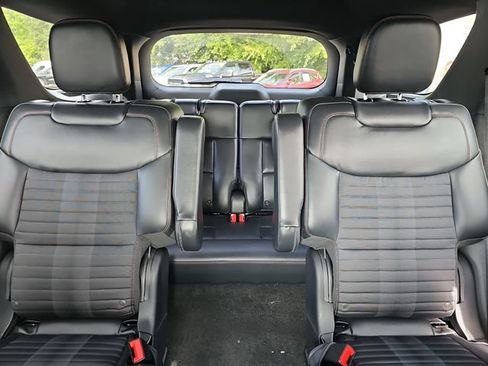 Used 2025 Ford Explorer ST-Line w/ Premium Package RWD image 26