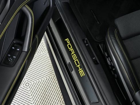 Certified 2024 Porsche 911 GT3 image 8