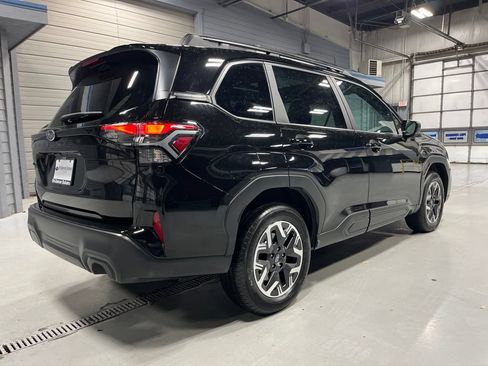 Used 2026 Subaru Forester Premium AWD/4WD image 8