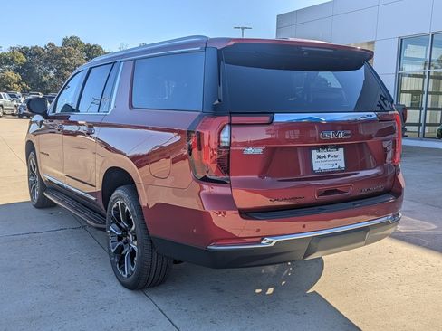 New 2026 GMC Yukon XL Elevation image 9