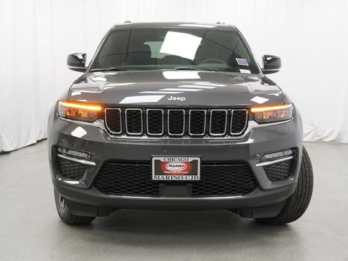 Used 2025 Jeep Grand Cherokee Limited AWD/4WD image 11