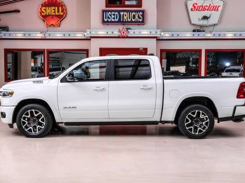 Used 2025 RAM 1500 Laramie w/ Laramie Southwest Edition AWD/4WD image 13