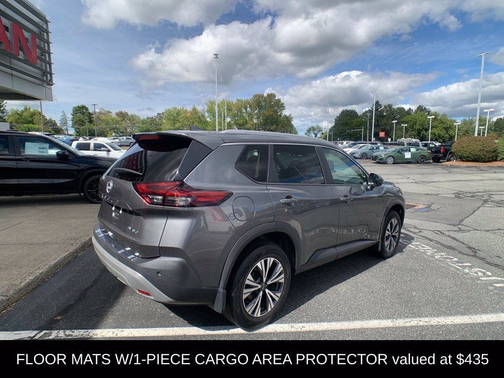 Certified 2023 Nissan Rogue SV w/ SV Premium B Package AWD/4WD image 3