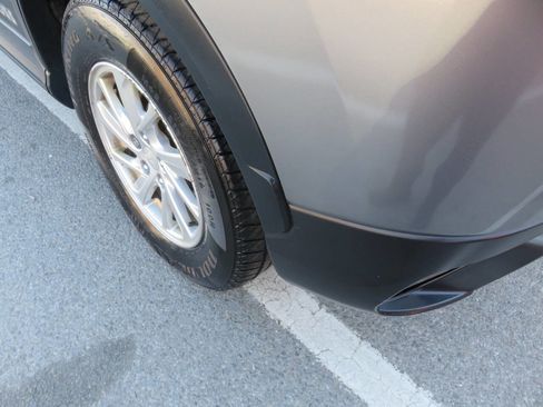 Used 2018 Mitsubishi Eclipse Cross ES image 33