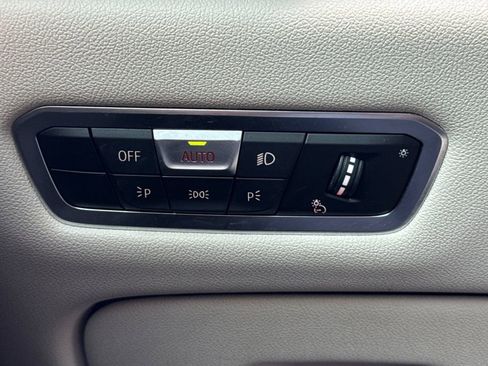 Used 2022 BMW X5 xDrive40i w/ Executive Package image 30