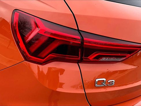 Used 2023 Audi Q3 2.0T Premium image 29