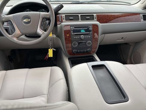 Used 2014 Chevrolet Tahoe LT w/ Luxury Package image 14