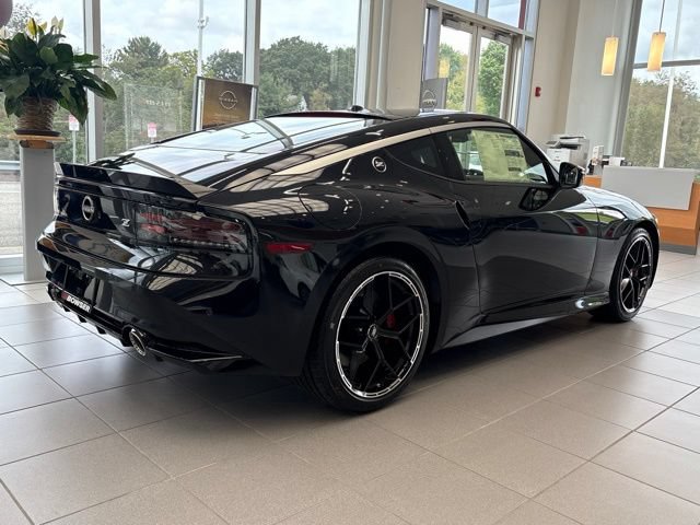 New 2027 Nissan Z Performance RWD image 3