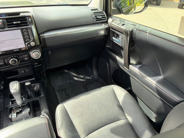 Certified 2024 Toyota 4Runner TRD Off-Road Premium w/ Moonroof Package AWD/4WD image 24