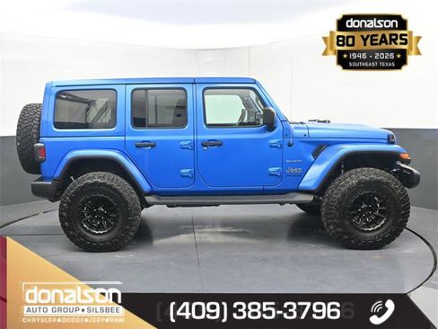 Used 2022 Jeep Wrangler Unlimited Sahara w/ Cold Weather Group image 2