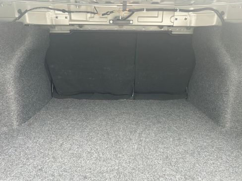 Used 2025 Nissan Versa SV FWD image 25