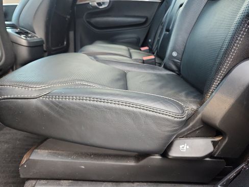 Used 2020 Volvo XC90 T6 Inscription w/ Protection Package image 27