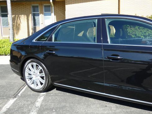 Used 2015 Audi A8 L 4.0T image 7