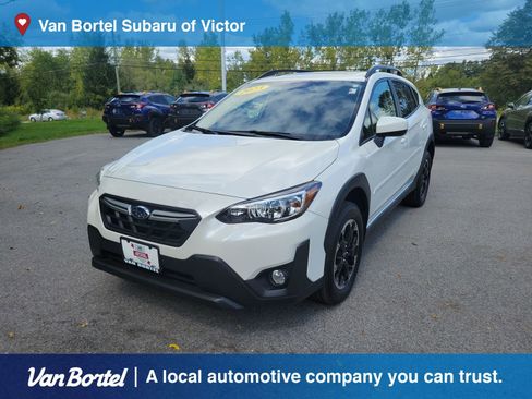 Used 2023 Subaru Crosstrek 2.0i Premium image 1