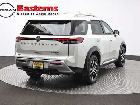 Used 2023 Nissan Pathfinder Platinum AWD/4WD image 5